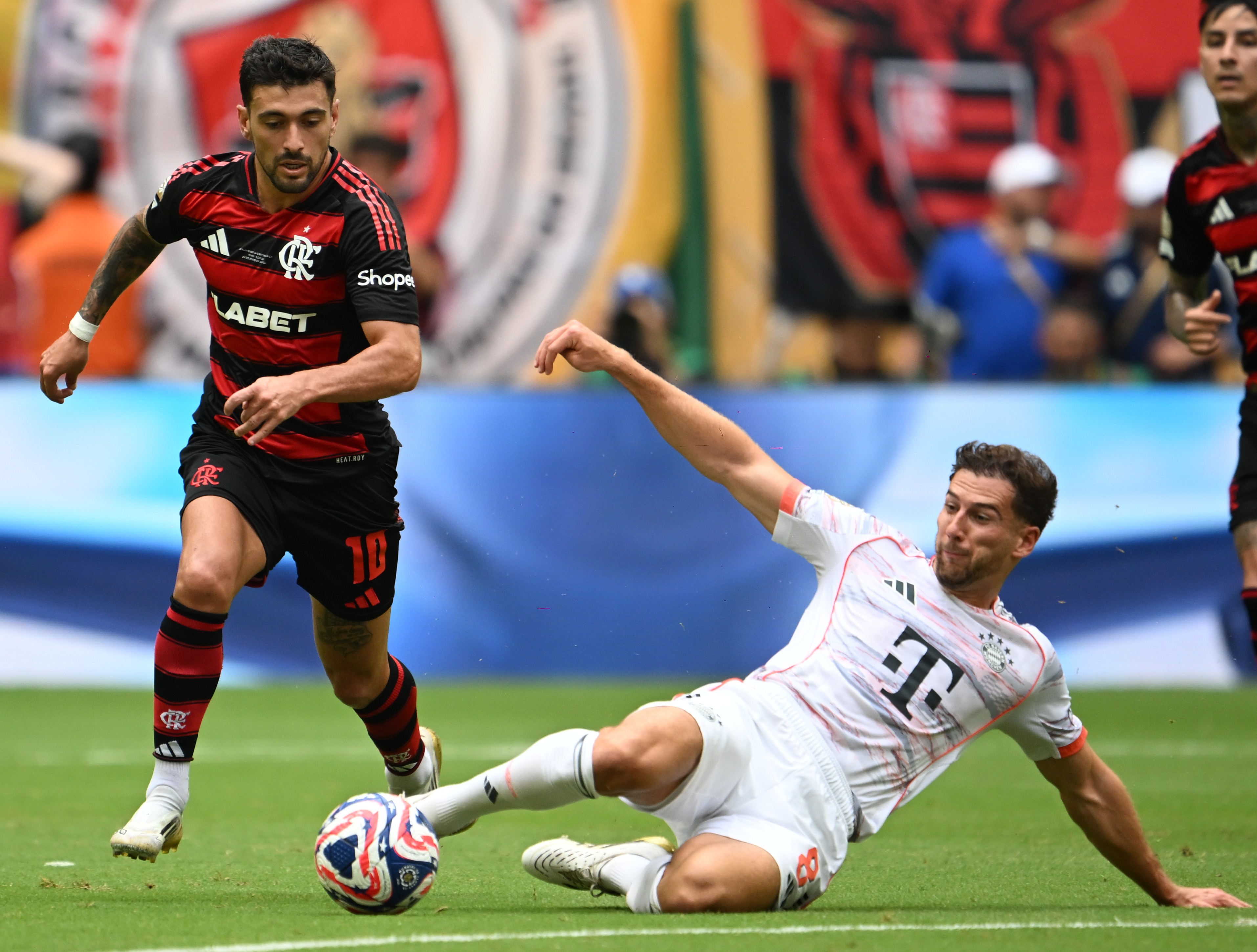 雷速赛事直播app-2025世俱杯：拜仁慕尼黑赛前焦点揭秘