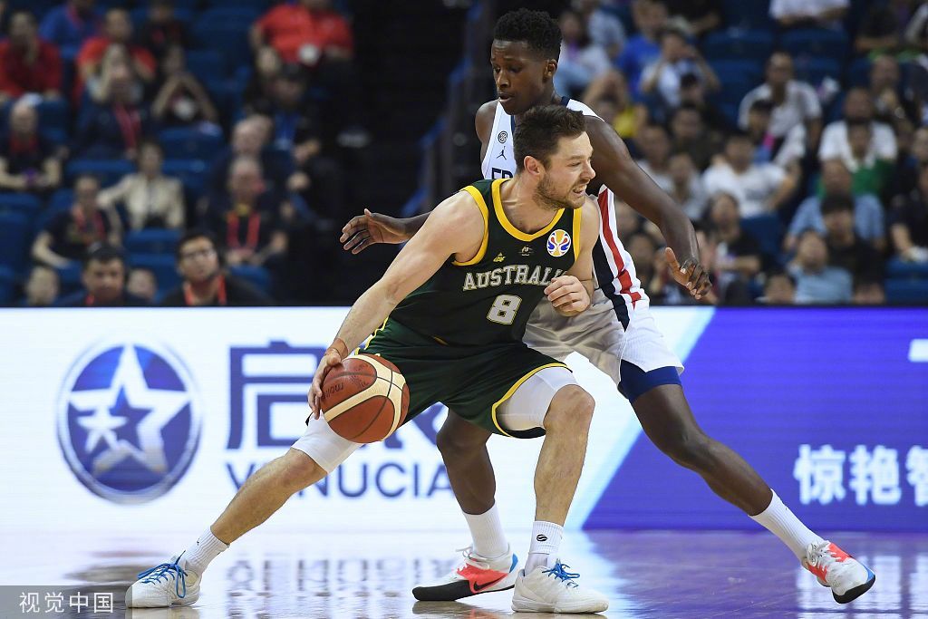 法国队险胜韩国队，张继科带队取胜