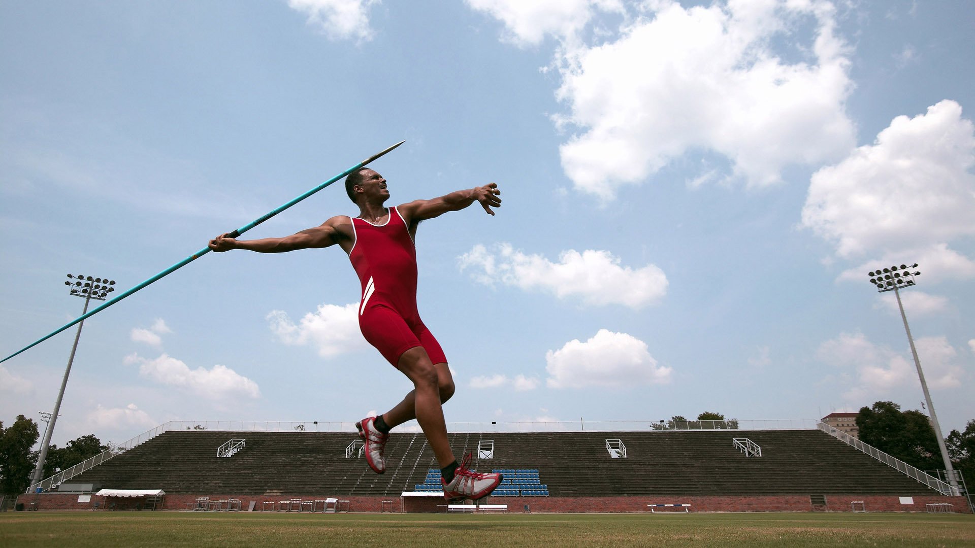 浓眉带动全队节奏，骑士封锁快船，一场防守艺术的胜利